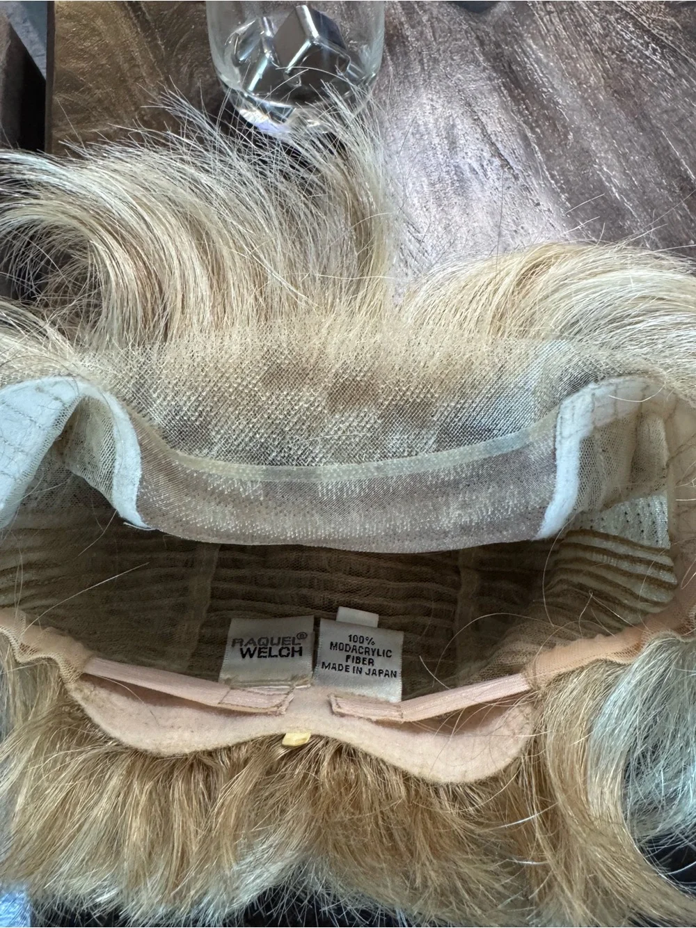 Raquel Welch Blonde Short Layered Women's Wig, like Voltage - Neutral Blonde #4